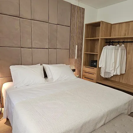 アパート S & E Luxury Residences